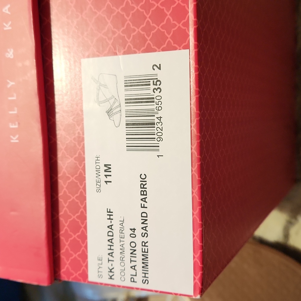 Shoes - Picture 9 of 9